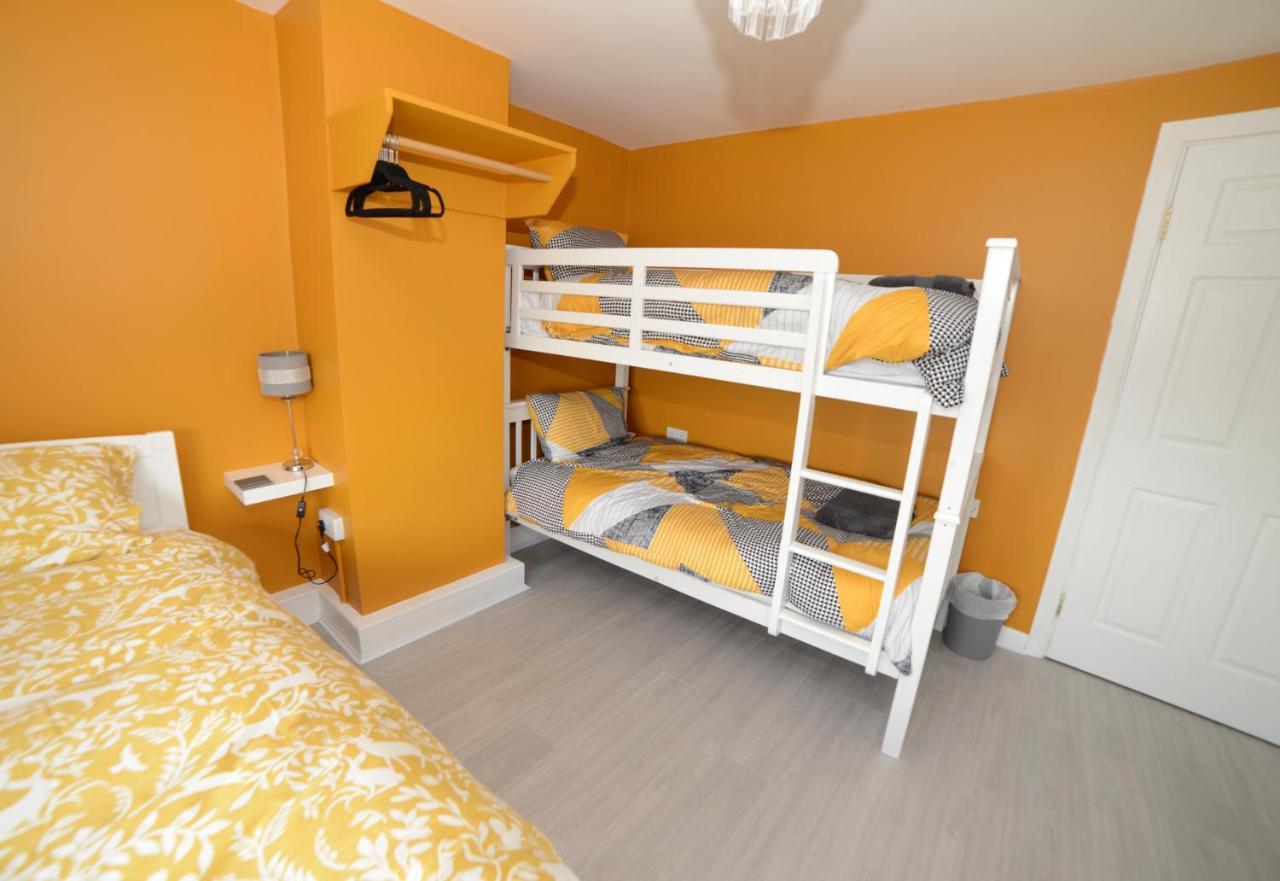 Villa Notting Hill West In The Heart Of Westport Town Esterno foto